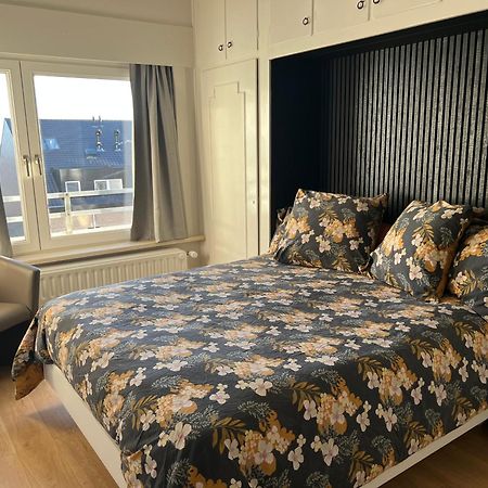 Ruim Appartement Met Zeezicht Blankenberge Exteriör bild